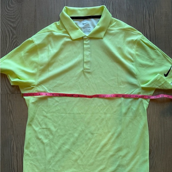 Nike Tiger Woods TW Dri-Fit ADV Golf Polo Shirt DA2995-101 Mens small Yellow - Picture 5 of 16